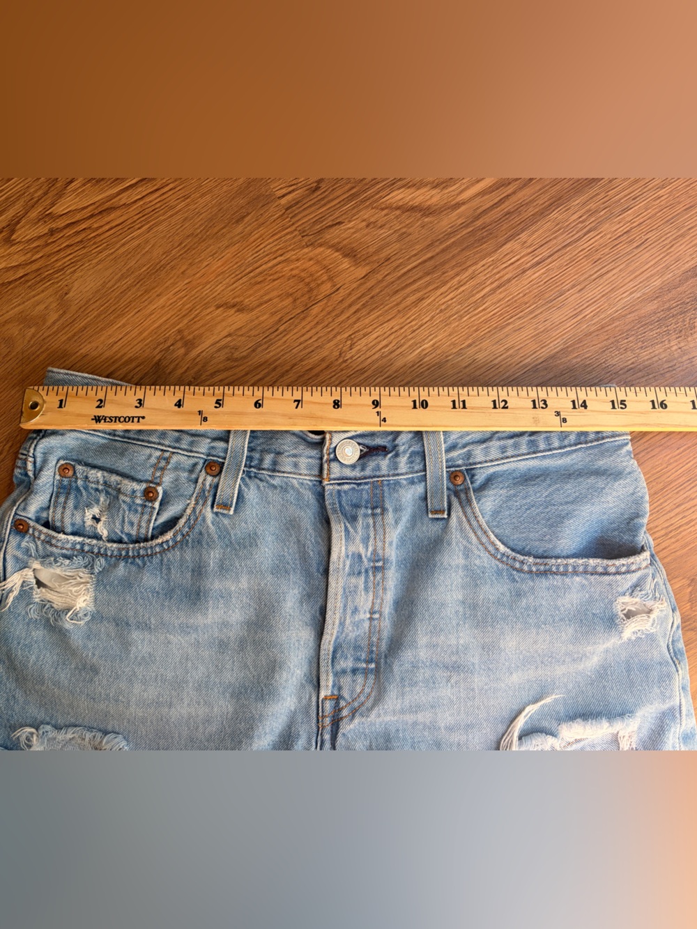 Levi’s 501 Shorts Light Blue Distressed Denim - Picture 6 of 8